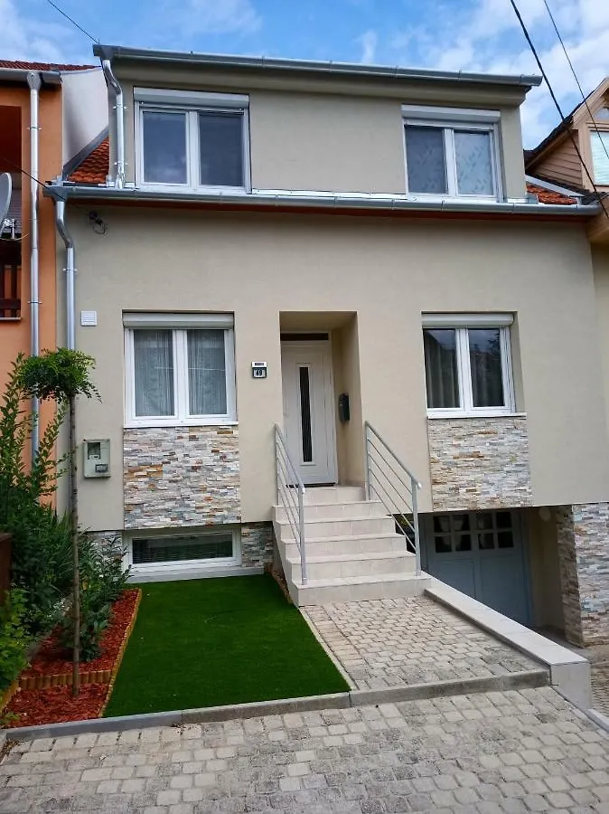 Valentina Apartman Apartment Eger